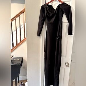 Lulu's Black Long off the shoulder gown S NWT